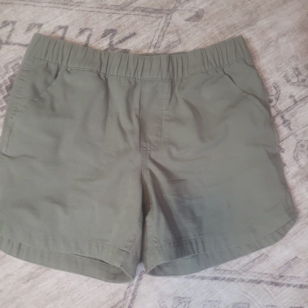Olive Green Women's Carhartt Shorts